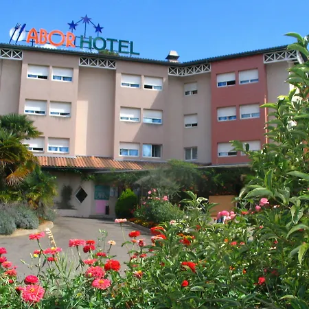 Abor Hotel, Mont De Marsan 酒店 圣皮埃尔杜山