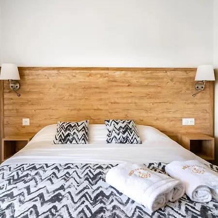 Abor Hotel, Mont De Marsan מלון