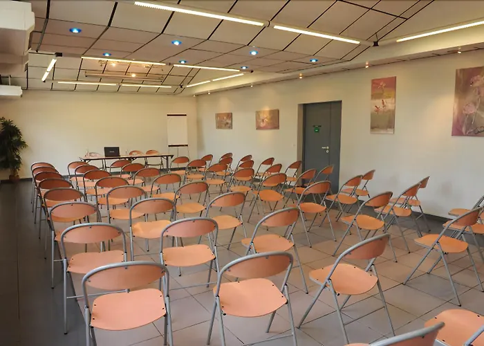 Abor Hôtel, Mont De Marsan Hotel 3*